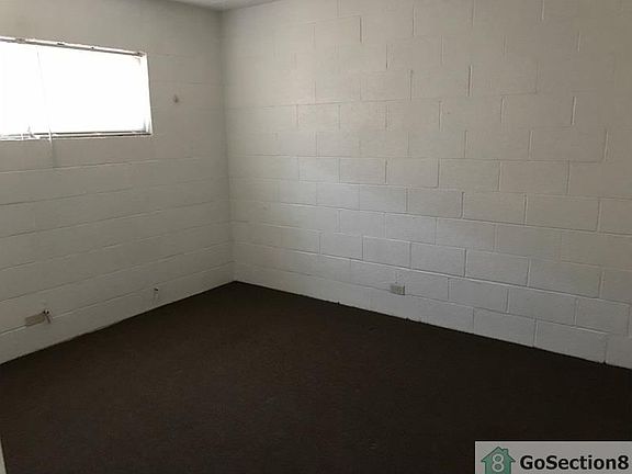 3rd image of 9500 Montrose Ct