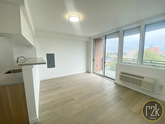 5th image of 28-16 21st St #305
