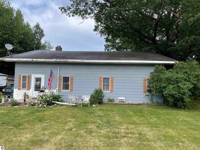 127 10th Ave, Tawas City, MI, 48763