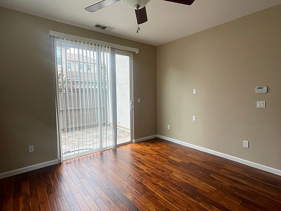 2nd image of 121 Talmont Cir