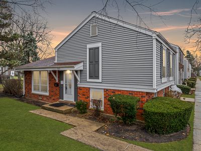 1867 Wellington Pl, Hoffman Estates, IL, 60169