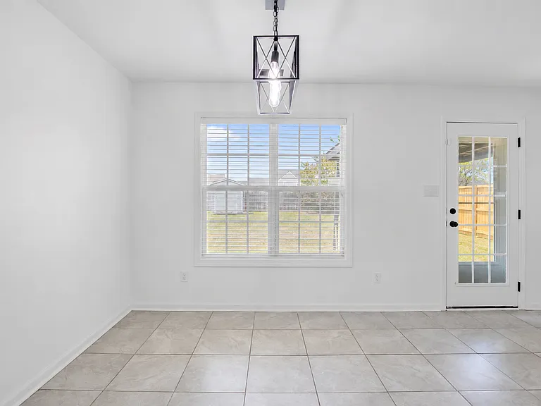 1944 Yellowbrick Rd — Photo 10