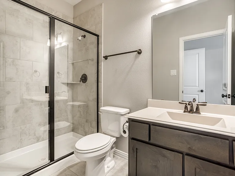 1208 Logan Trl — Photo 28