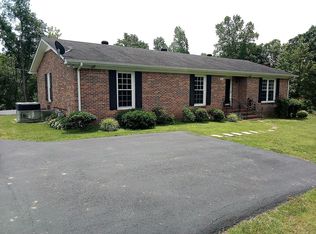 360 Shepherd Hills Rd, Cookeville, TN 38501