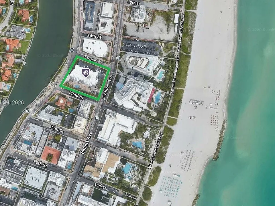 3200 Collins Ave #91