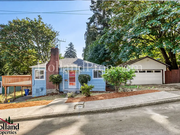 11436 SE 33rd Ave — Photo 1