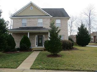 917 Riddlehurst Ave, Chesapeake, VA 23320