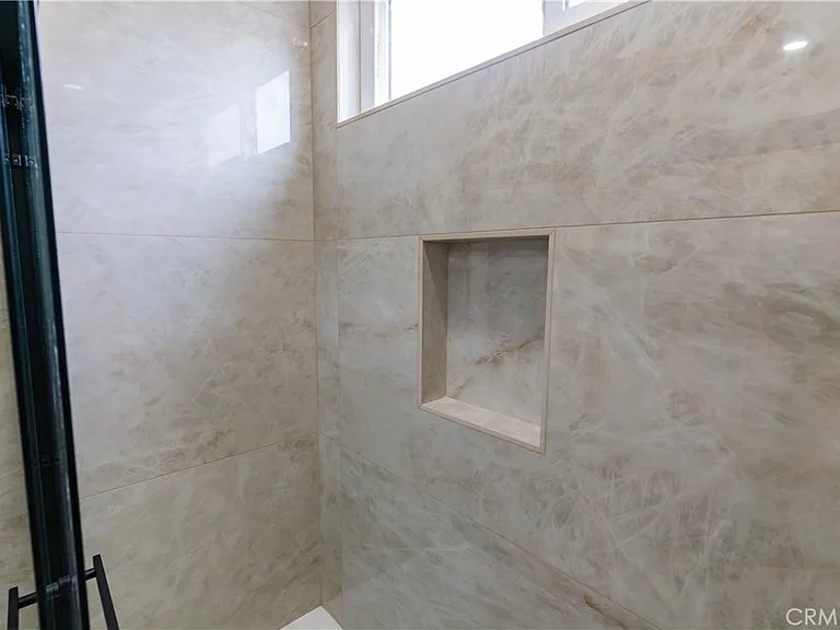 3445 Edgehill Dr #4 — Photo 10