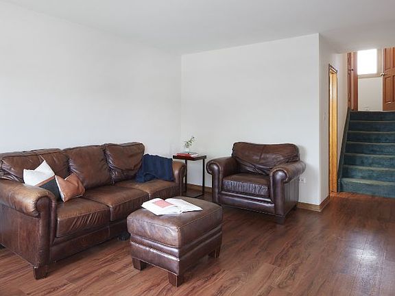 4th image of 16738 Vicky Ln