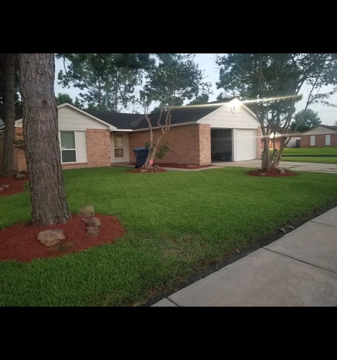 2 bed, 1179 sqft, $1,760 — Photo 2