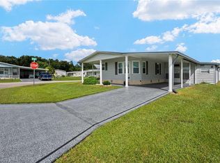 5802 Cheyenne St, Zephyrhills, FL 33542