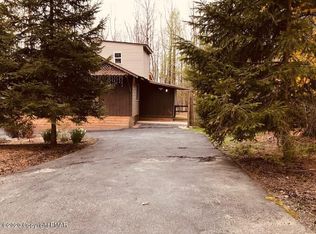 9167 Sherwood Dr, Kunkletown, PA 18058