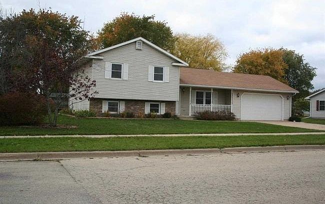 1st image of 1013 Donna Ave