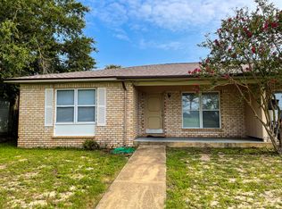 3226 Santa Rosa Dr, Gulf Breeze, FL 32563