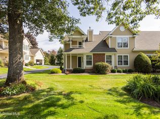 18 Overlook Dr, Queensbury, NY 12804