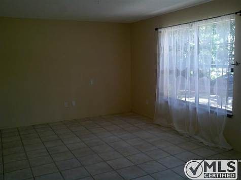 5th image of 3120 Elwood Trl #7