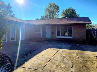 8034 Greenhollow Ln, Dallas, TX 75240