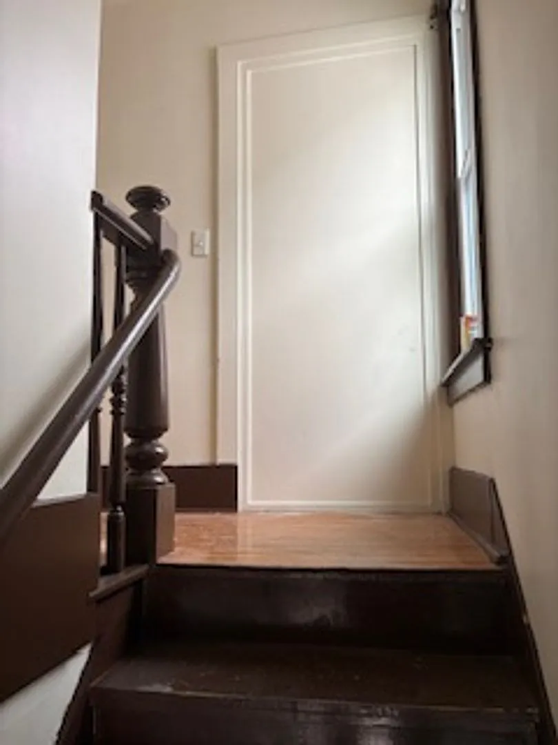 2833 Jackson — Photo 1