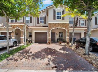 22429 SW 88th Path, Cutler Bay, FL 33190