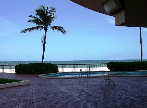4th image of 15645 Collins Ave Ph 4