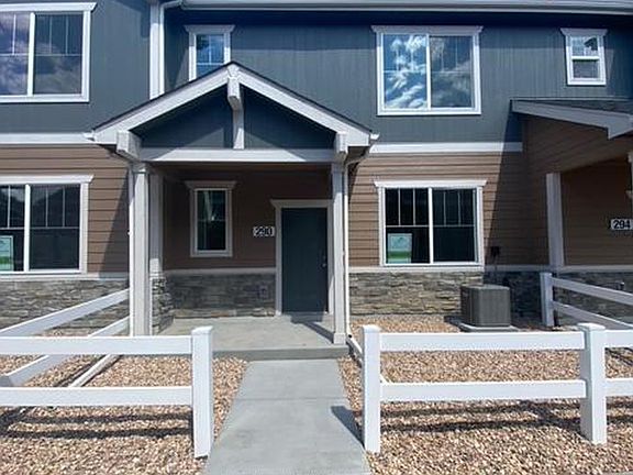 3rd image of 323 Penguin St