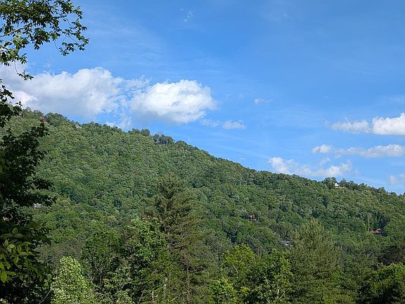 2nd image of 660 Mountain Top Road