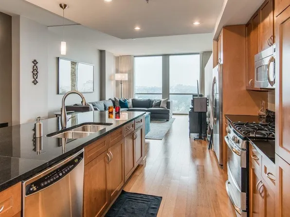 900 20th Ave S APT 1606, Nashville, TN 37212