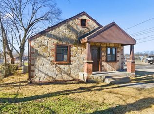 612 W Pacific St, Springfield, MO 65803