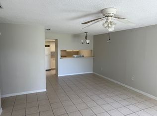 1404 Amberwood Blvd, Kissimmee, FL 34741