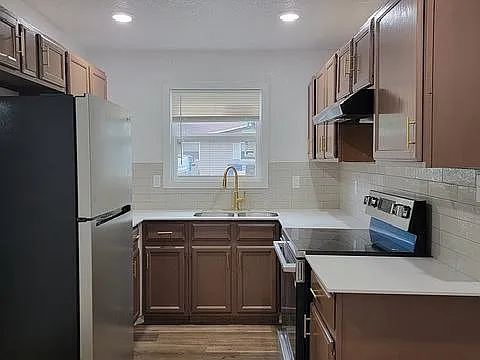 901 S 13TH ST — Photo 2