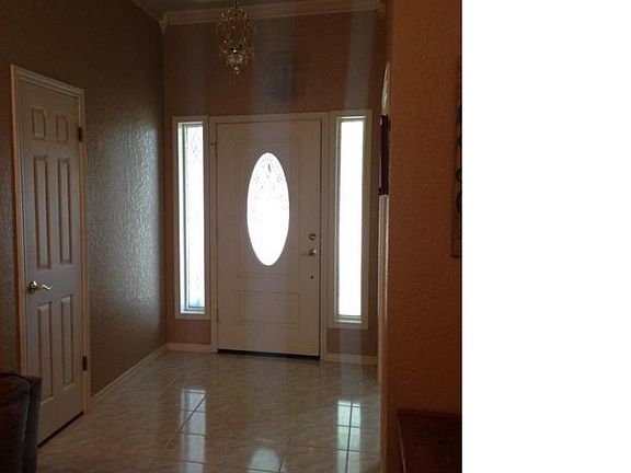 2nd image of 3014 Veterans Ave