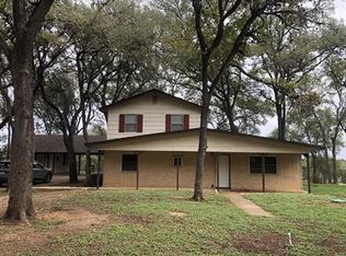 4553 Seawillow Rd, Lockhart, TX 78644
