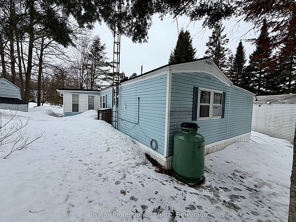 5th image of 1007 Racoon Rd #94
