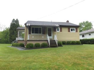 1115 Parrish Dr, Aliquippa, PA 15001