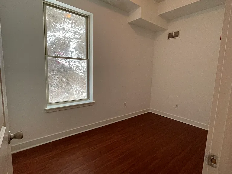6026 Market St #1 — Photo 7
