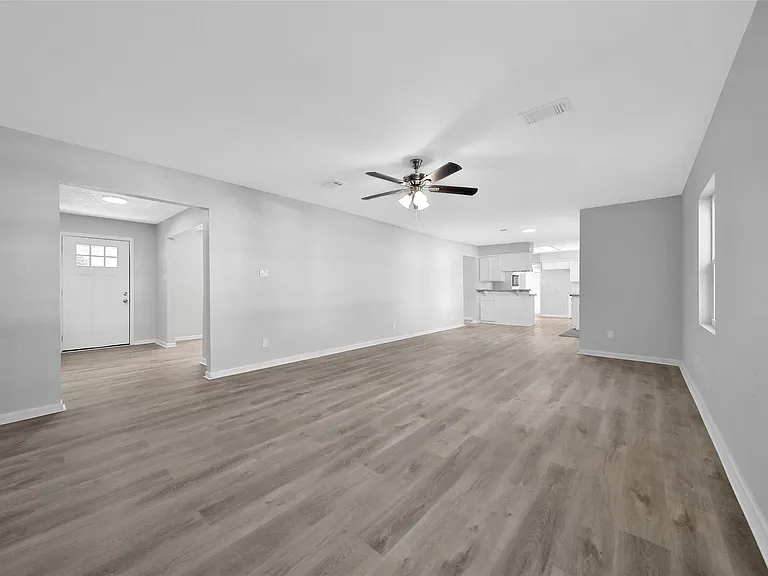 13426 Balcrest Dr — Photo 11