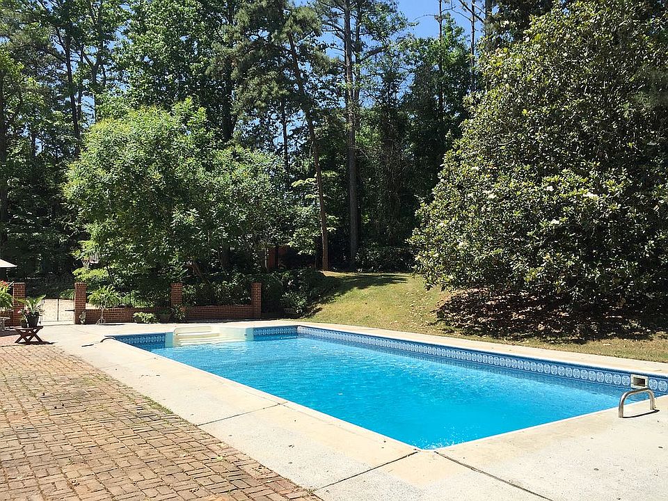 2nd image of 362 Keeler Woods Dr NW