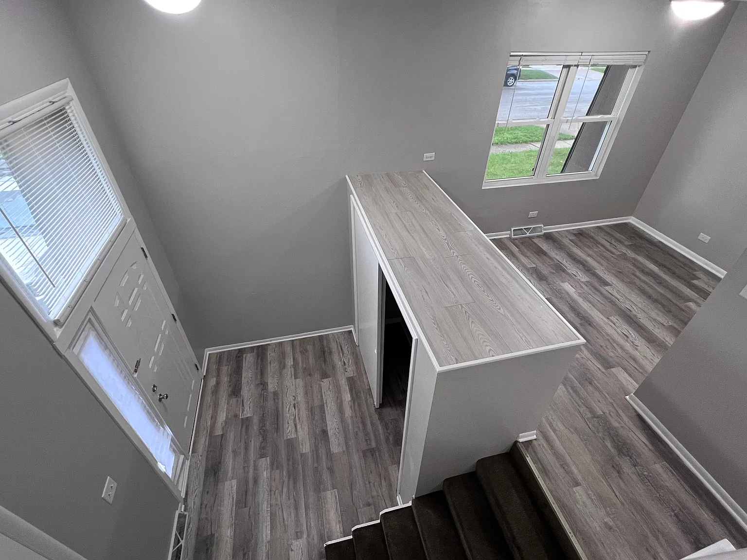 3 bed, 1.5 bath, $2,500 — Photo 2