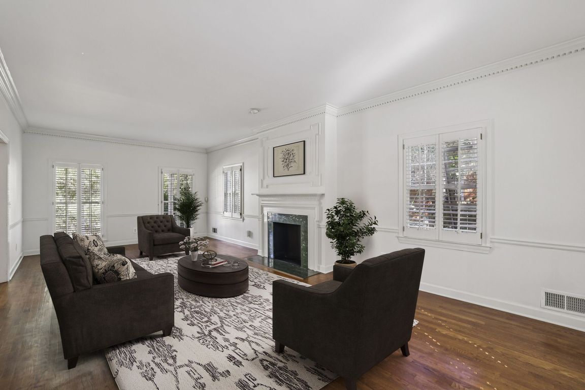 next background image