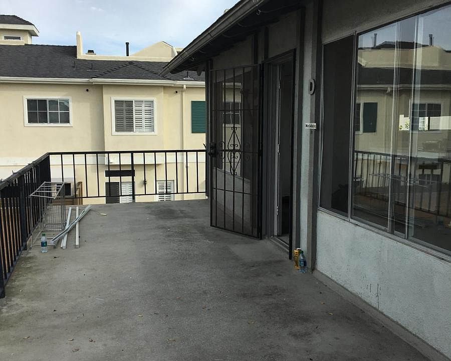 Front deck