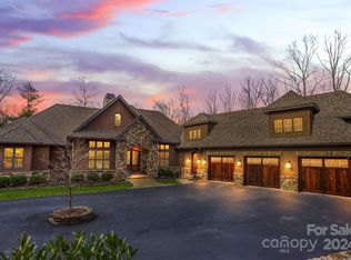 94 Drovers Ln, Fairview, NC 28730