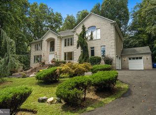 10121 Glen Rd, Potomac, MD 20854