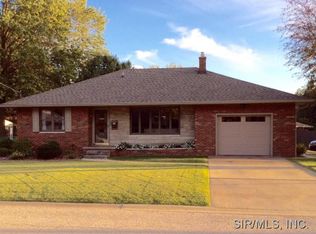 3701 Wickenhauser Ave, Alton, IL 62002