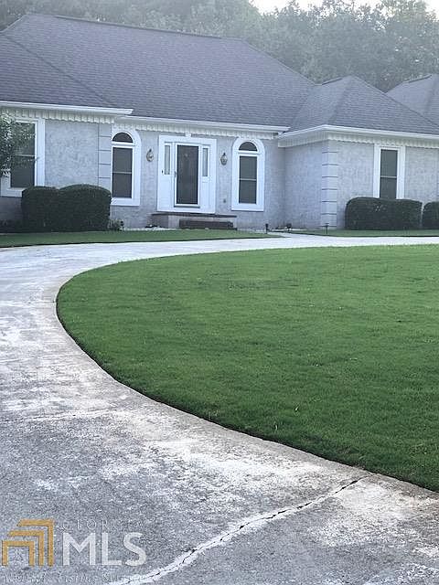 1st image of 1185 Vineyard Dr SE
