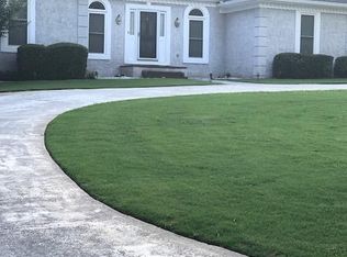1185 Vineyard Dr SE, Conyers, GA 30013