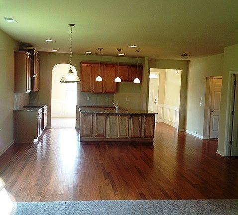 3rd image of 7688 Wrotham Cir