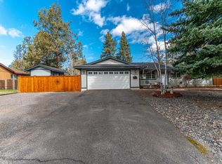 20970 Desert Woods Dr, Bend, OR 97702