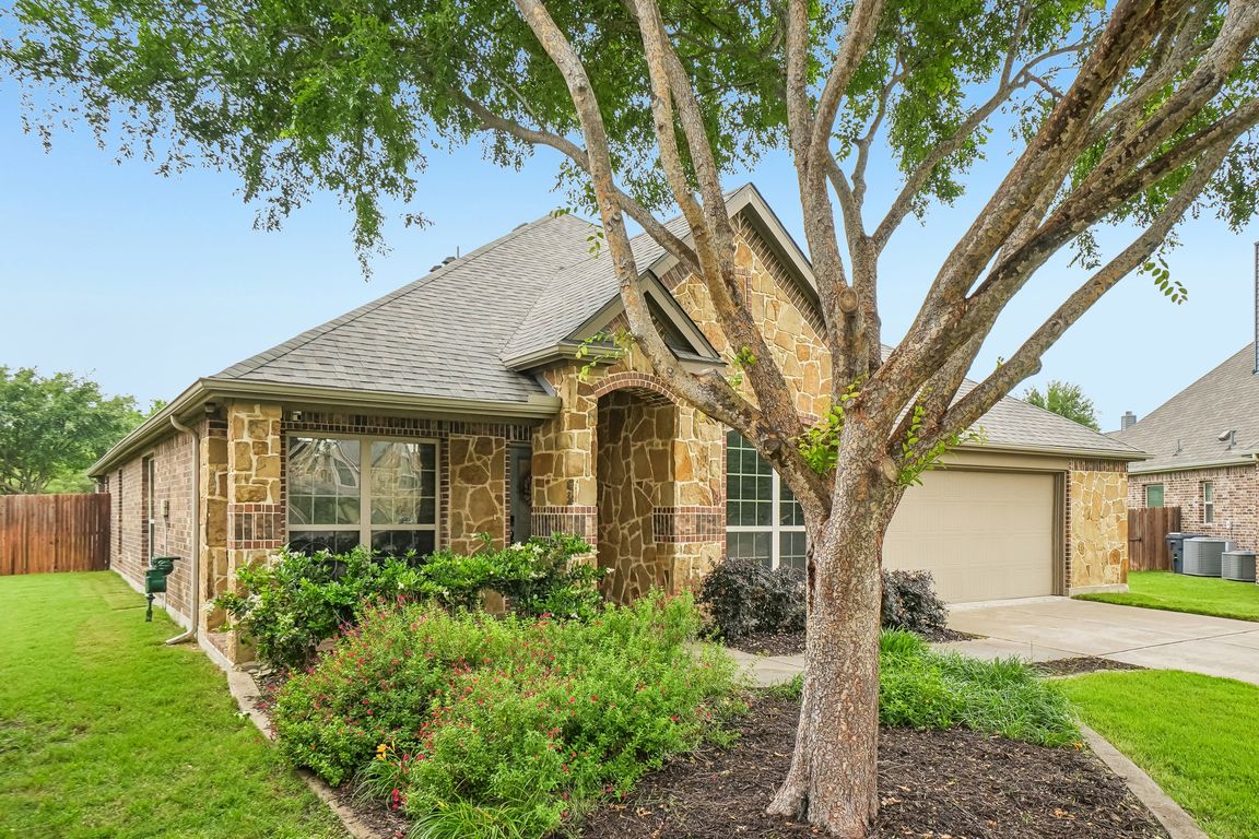 Wimberly Cir-S2304-001.jpg