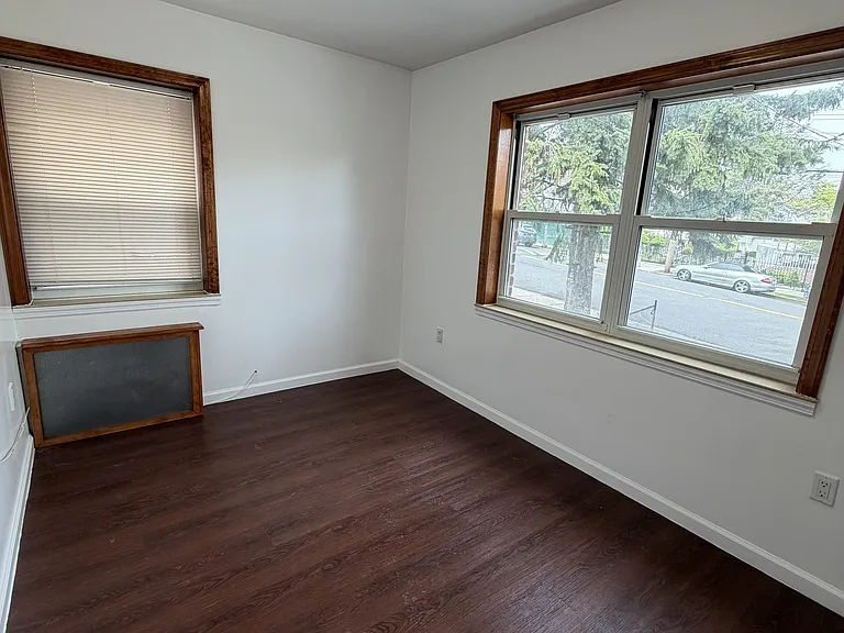 1318 Mace Ave #1 — Photo 5