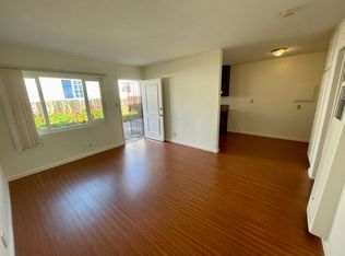 114-118 W 1st Ave, La Habra, CA 90631